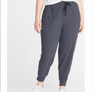 Old navy wicking active joggers BNWT 4x